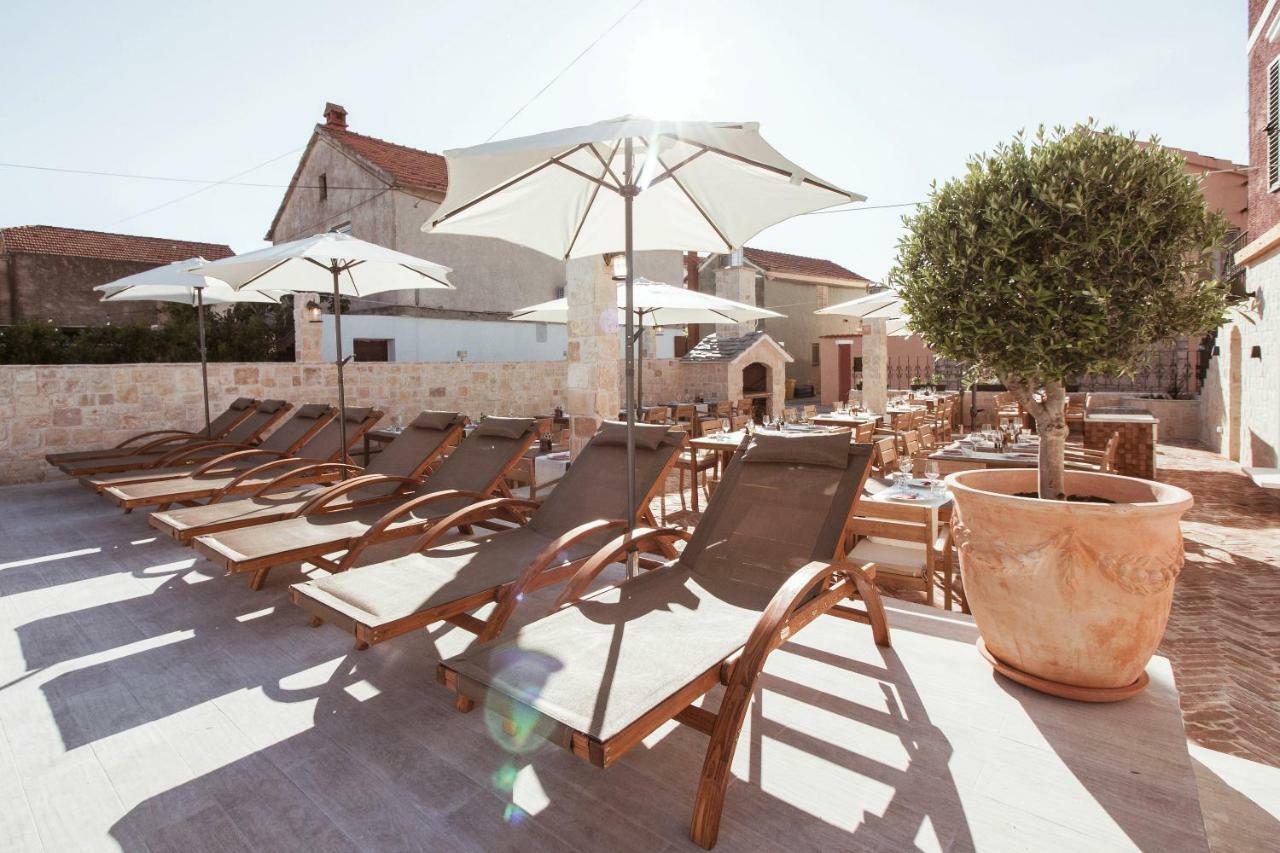 Bed&Breakfast Murterski Dvori Dış mekan fotoğraf